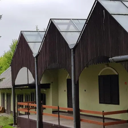 Maison d'hôtes Domus Balatonszárszó